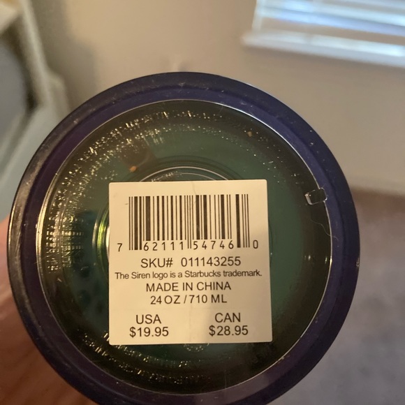 Glitter Starbucks Cup! - Picture 3 of 4